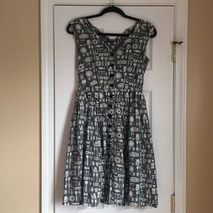 Emily and Fin “Give It Your Best Guest” Dress